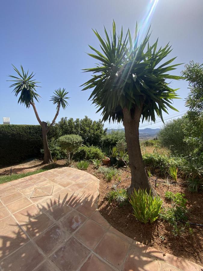 Terraced House In The Mountains With Fantastic View Villa Malaga Exterior photo